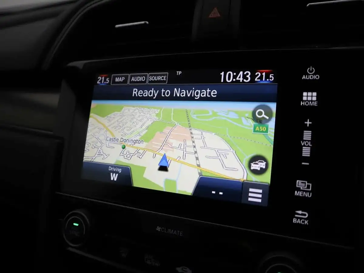 2019-honda-civic-16-i-dtec-sr-hatchback-5d-big-11