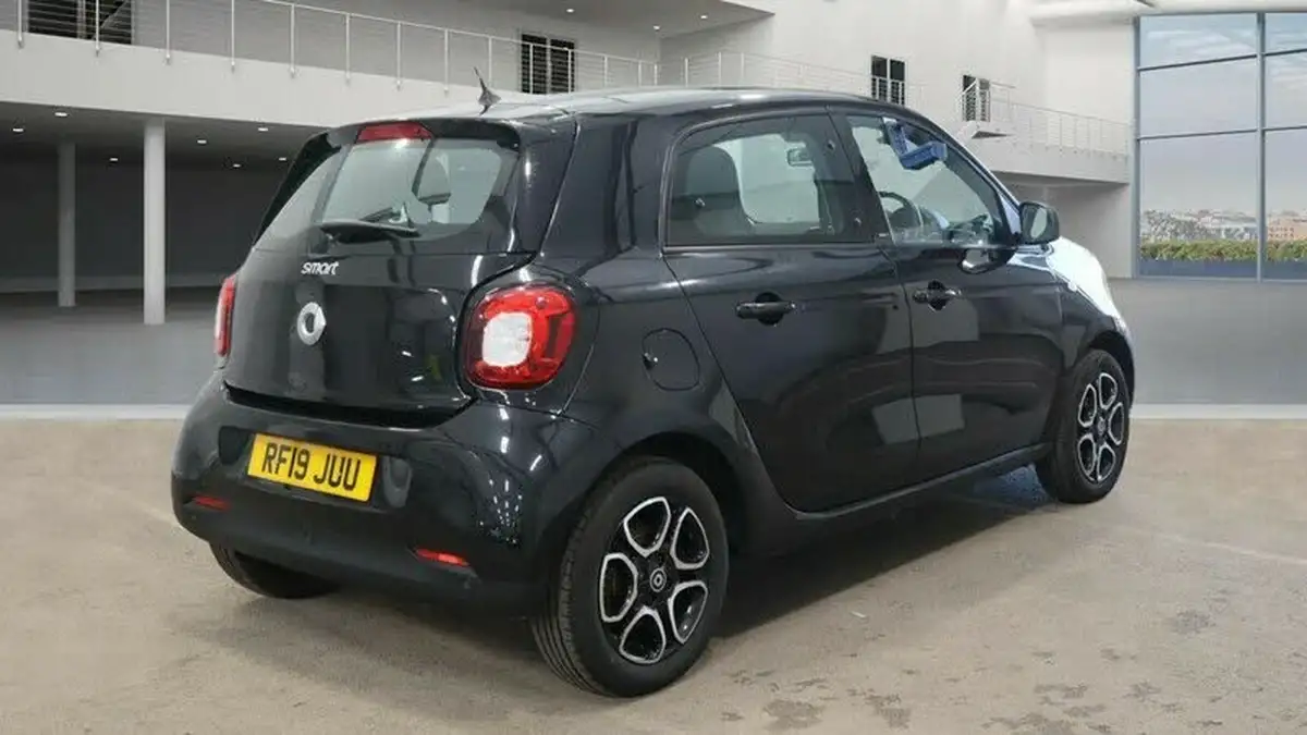 2019-smart-forfour-09-prime-premium-twinamic-big-7