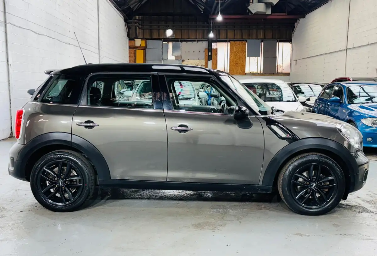 2014-mini-countryman-20td-cooper-sd-auto-big-7