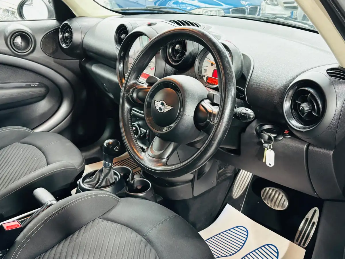 2014-mini-countryman-20td-cooper-sd-auto-big-11
