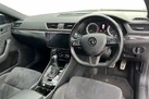 2018-skoda-superb-20-tsi-sportline-220ps-ss-hatchback-small-9