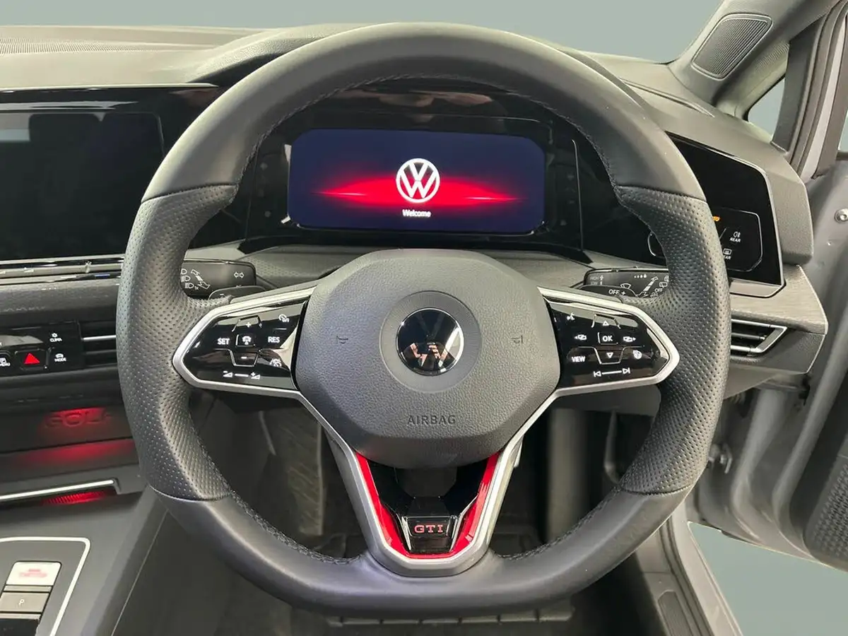 2022-volkswagen-golf-20-tsi-gti-dsg-big-27