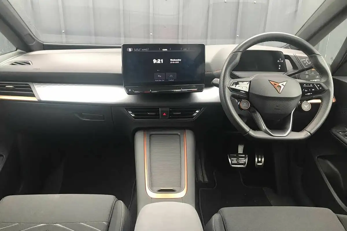 2023-cupra-born-e-v2-230ps-58kwh-e-boost-big-11