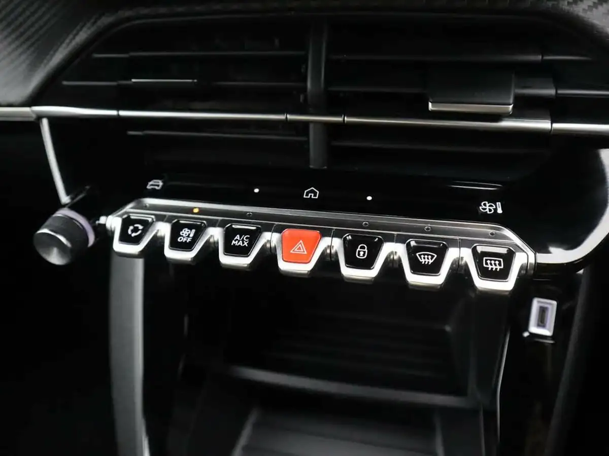 2024-peugeot-2008-suv-12-puretech-active-100ps-big-16