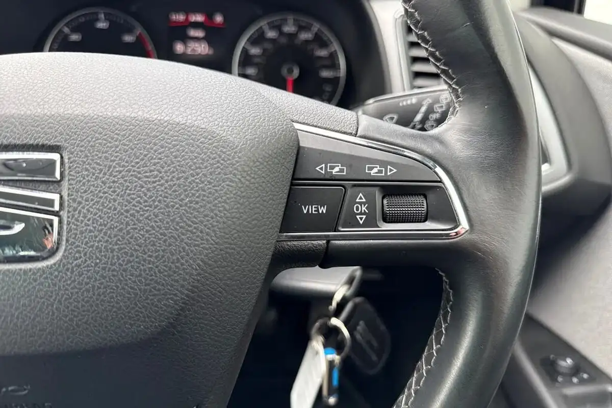 2019-seat-leon-16tdi-se-dynamic-ss-hatchback-big-52