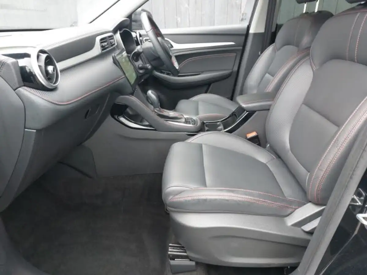 2024-mg-zs-suv-10t-gdi-exclusive-auto-big-4