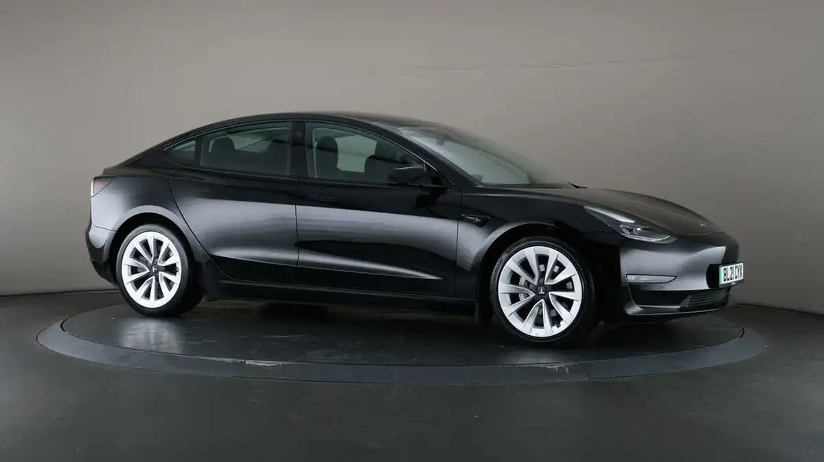 2021-tesla-model-3-e-long-range-4x4-big-50
