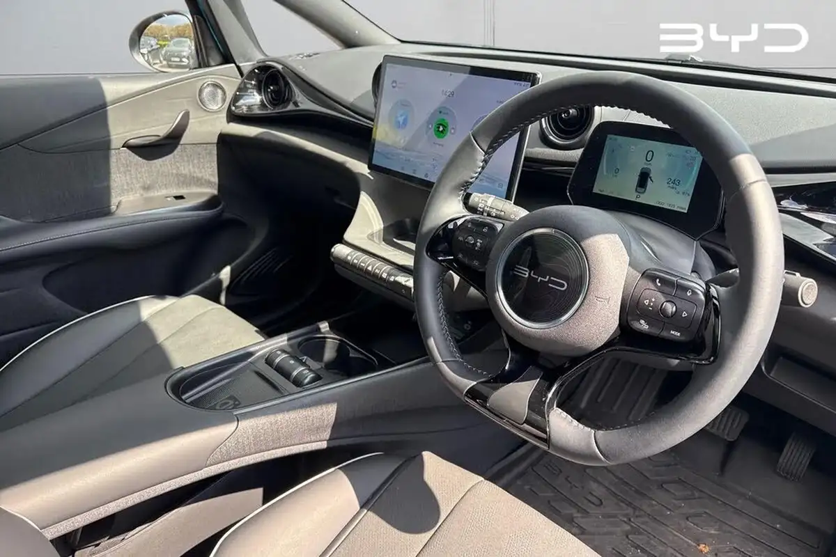 2025-byd-dolphin-e-design-big-6