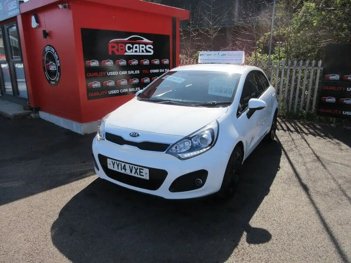 2014-kia-rio-14-3-isg-5d-big-2
