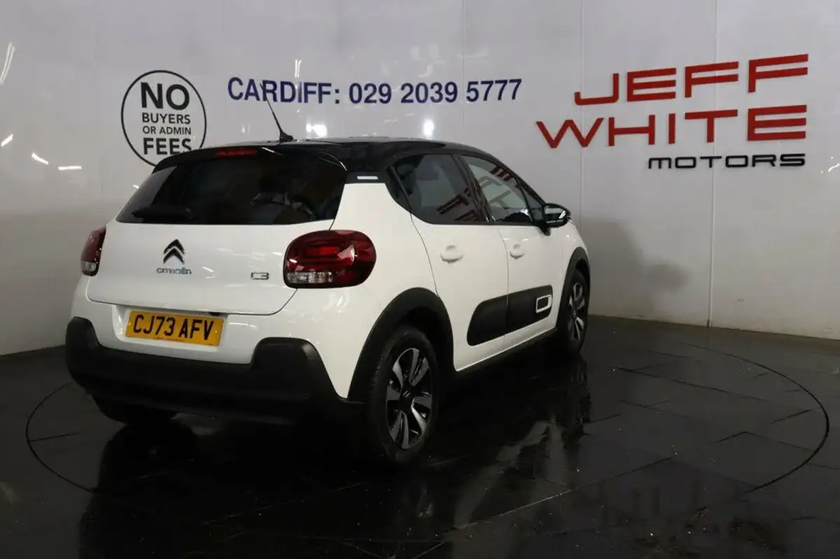 2023-citroen-c3-12-puretech-plus-110ps-eat6-big-4