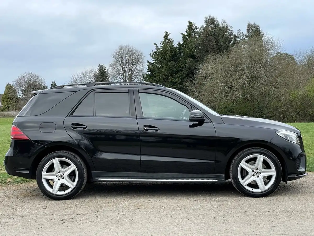 2018-mercedes-benz-gle-class-21d-gle250d-amg-night-edition-big-1