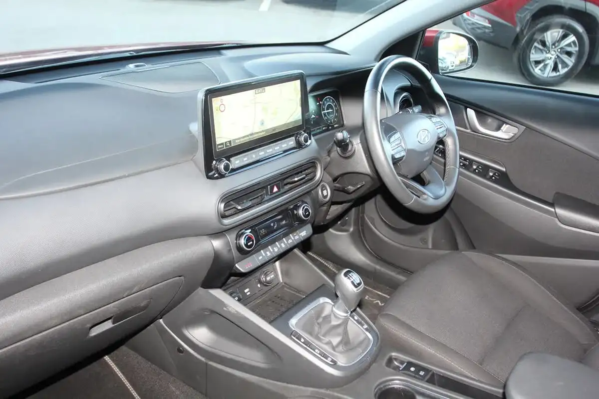 2022-hyundai-kona-10-t-gdi-premium-big-11