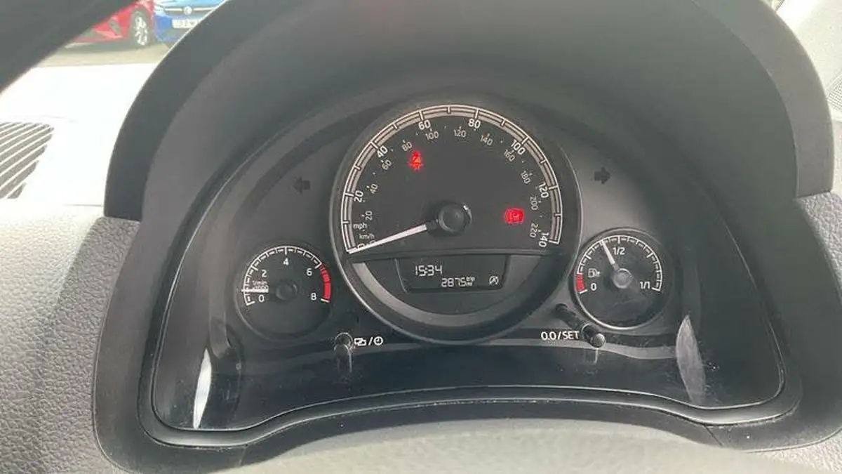 2019-skoda-citigo-10-colour-edition-5d-big-20
