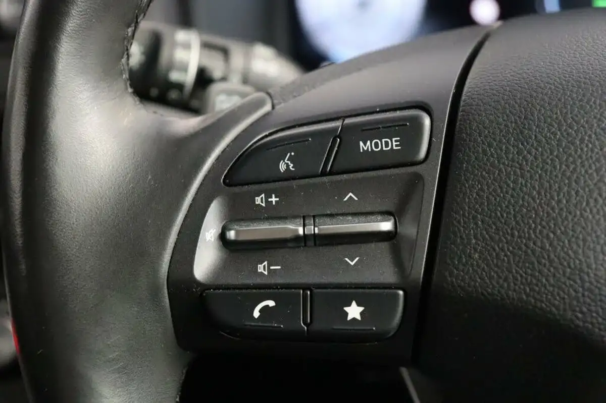 2021-hyundai-kona-e-premium-204ps-64kwh-7kw-obc-big-26