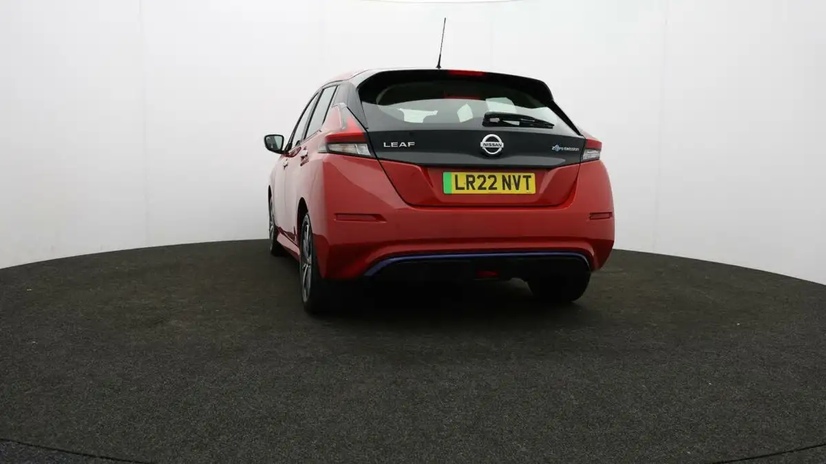 2022-nissan-leaf-e-acenta-big-23