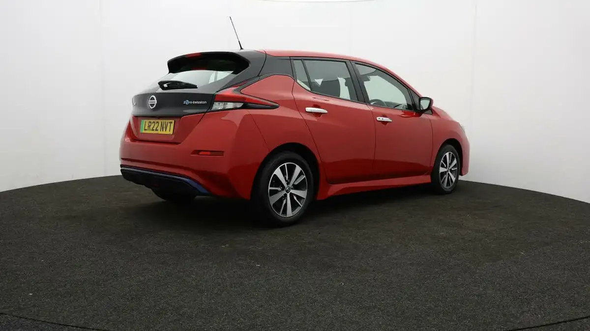 2022-nissan-leaf-e-acenta-big-6