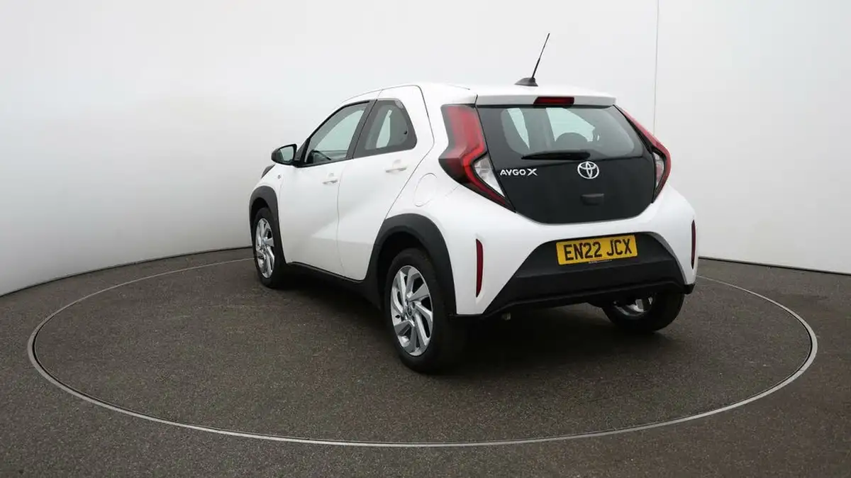 2022-toyota-aygo-x-10-vvt-i-pure-big-53