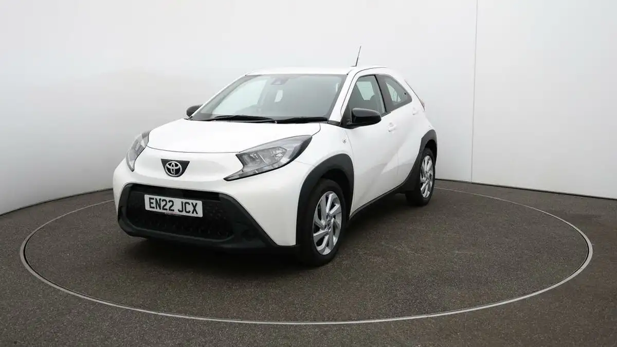 2022-toyota-aygo-x-10-vvt-i-pure-big-29