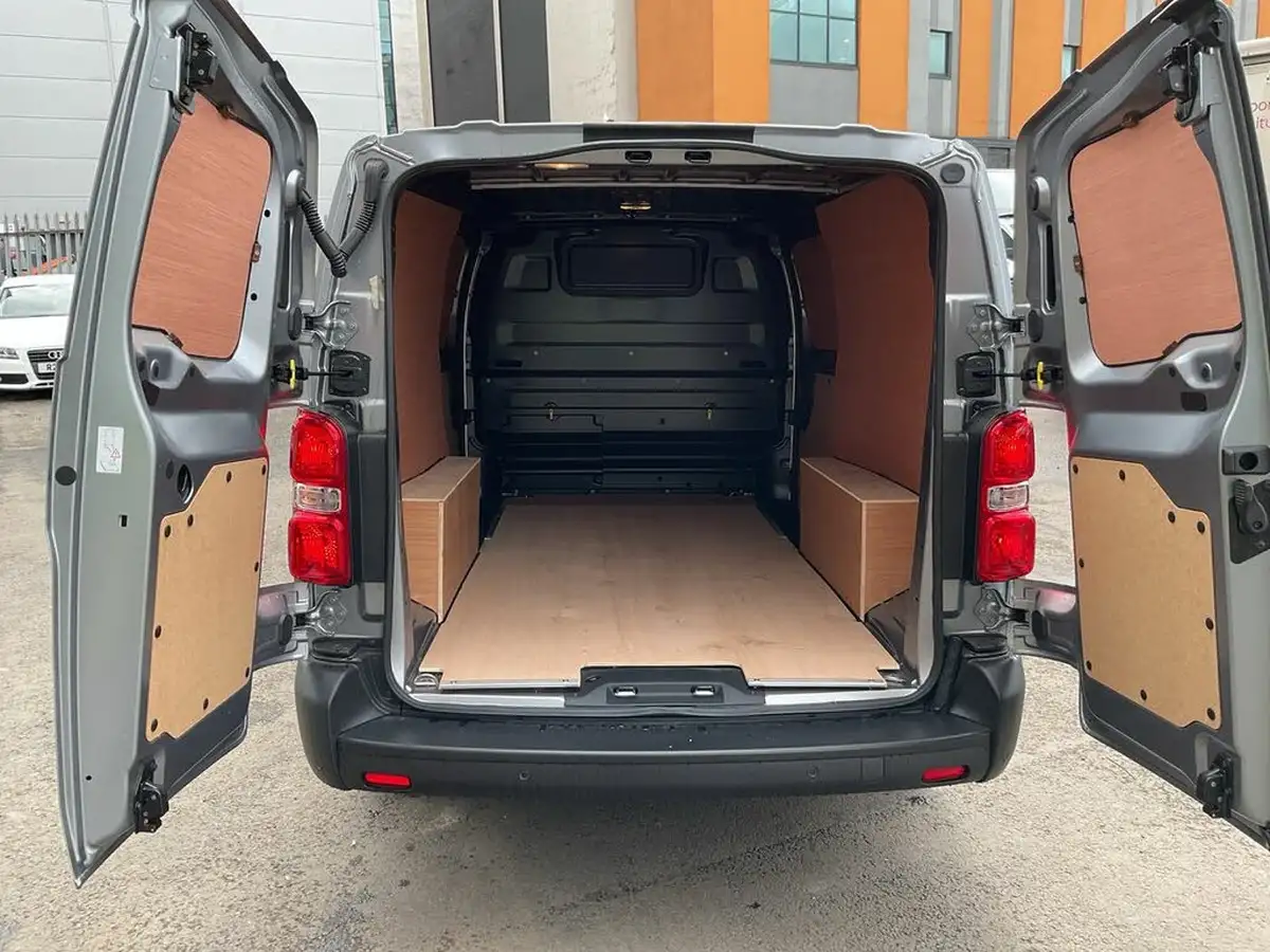 2024-fiat-scudo-15bluehdi-l2-big-9