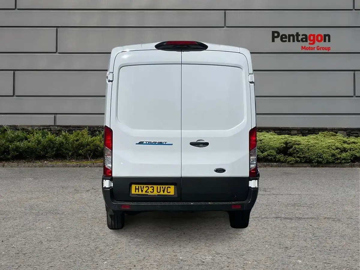 2023-ford-transit-e-350-l2h2-trend-269ps-big-13