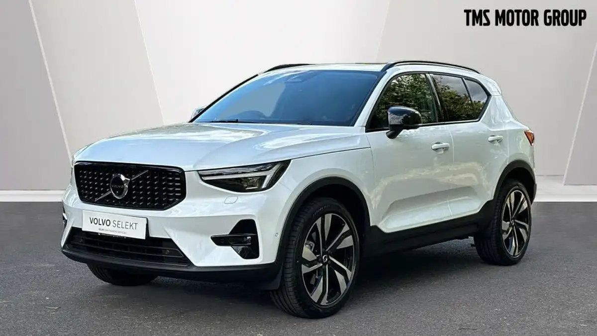 2024-volvo-xc40-20-b4-r-design-pro-big-5