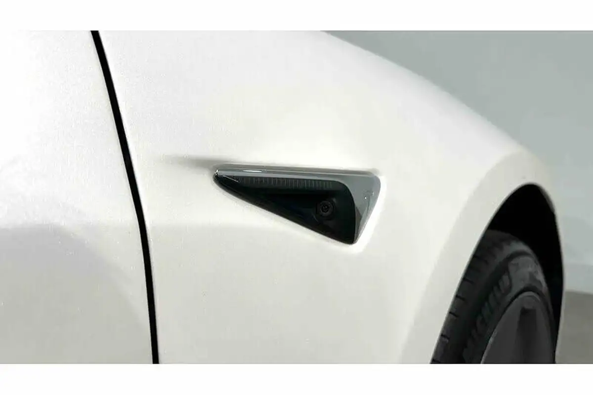 2020-tesla-model-3-e-standard-plus-big-11