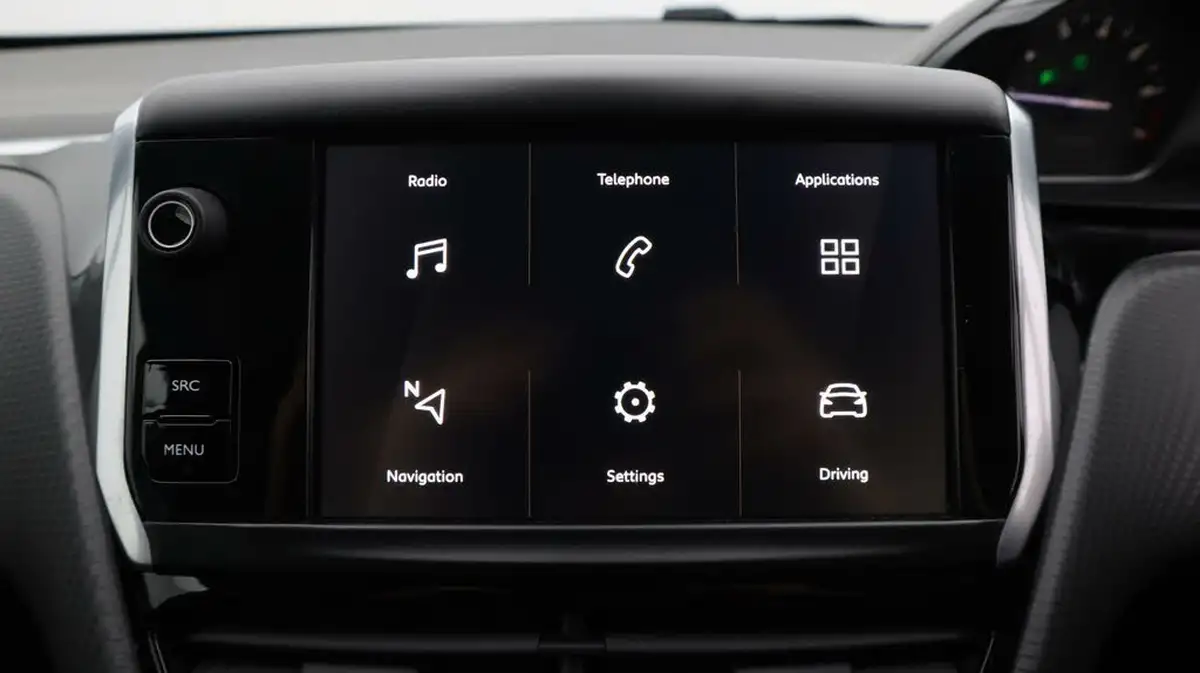 2019-peugeot-2008-suv-12-puretech-signature-82bhp-big-11