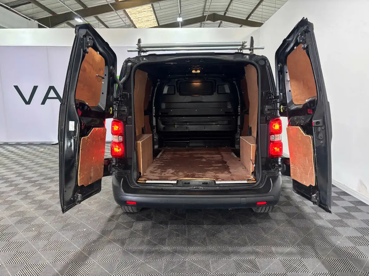 2022-citroen-dispatch-15bluehdi-enterprise-pro-m-1000-big-16