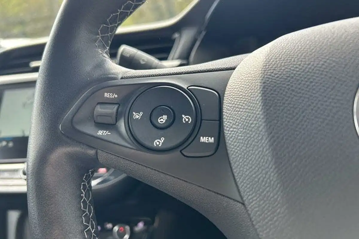 2021-vauxhall-corsa-12-turbo-elite-nav-premium-big-22