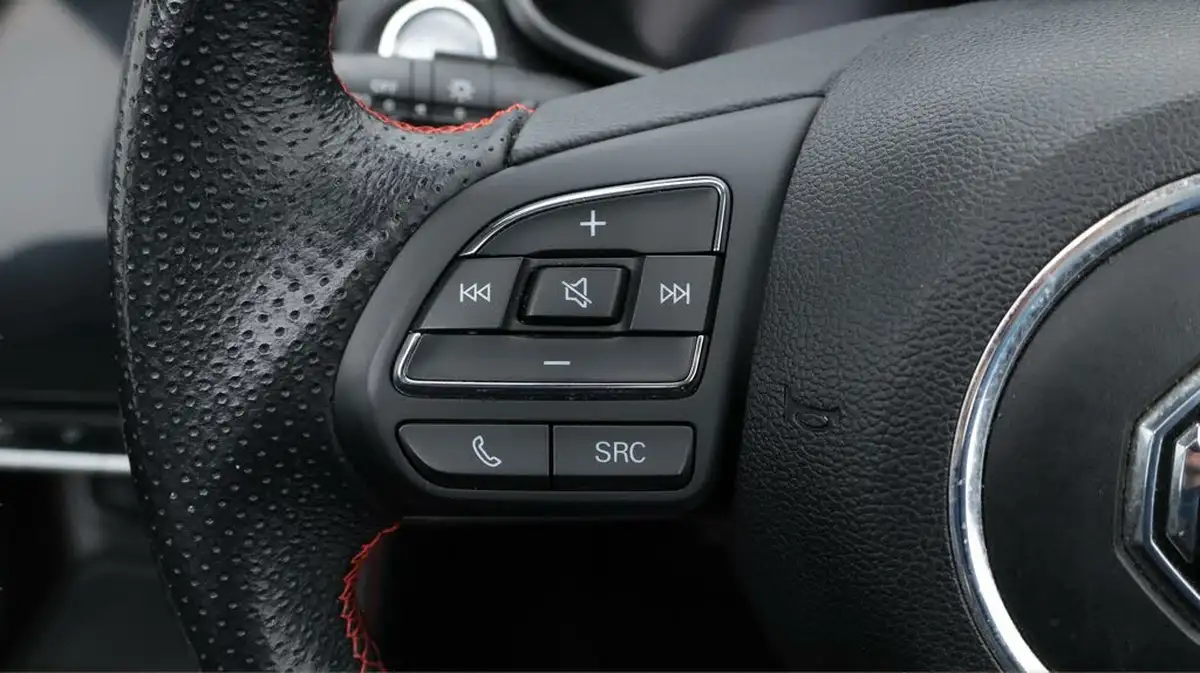 2021-mg-zs-suv-10t-gdi-exclusive-big-25
