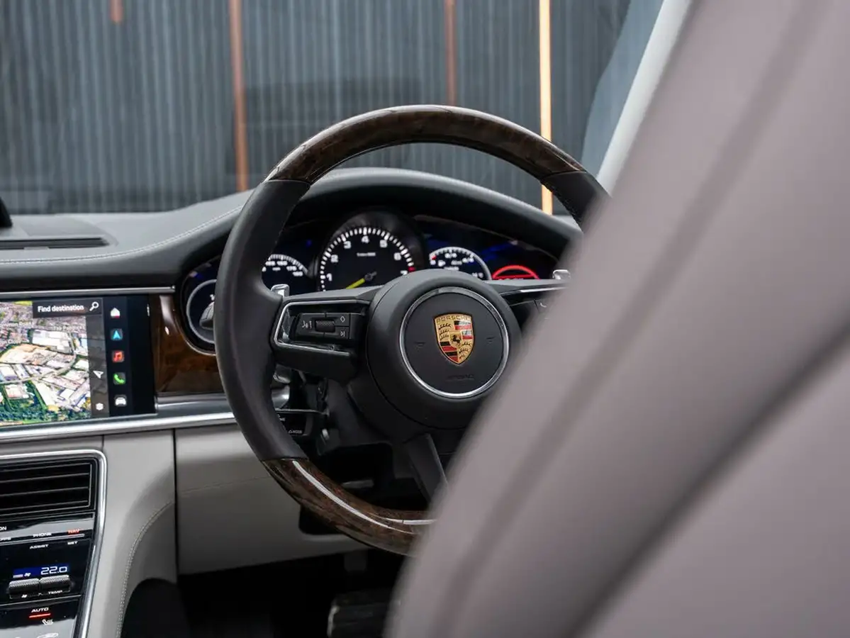 2022-porsche-panamera-30-4-e-hybrid-hatchback-big-36