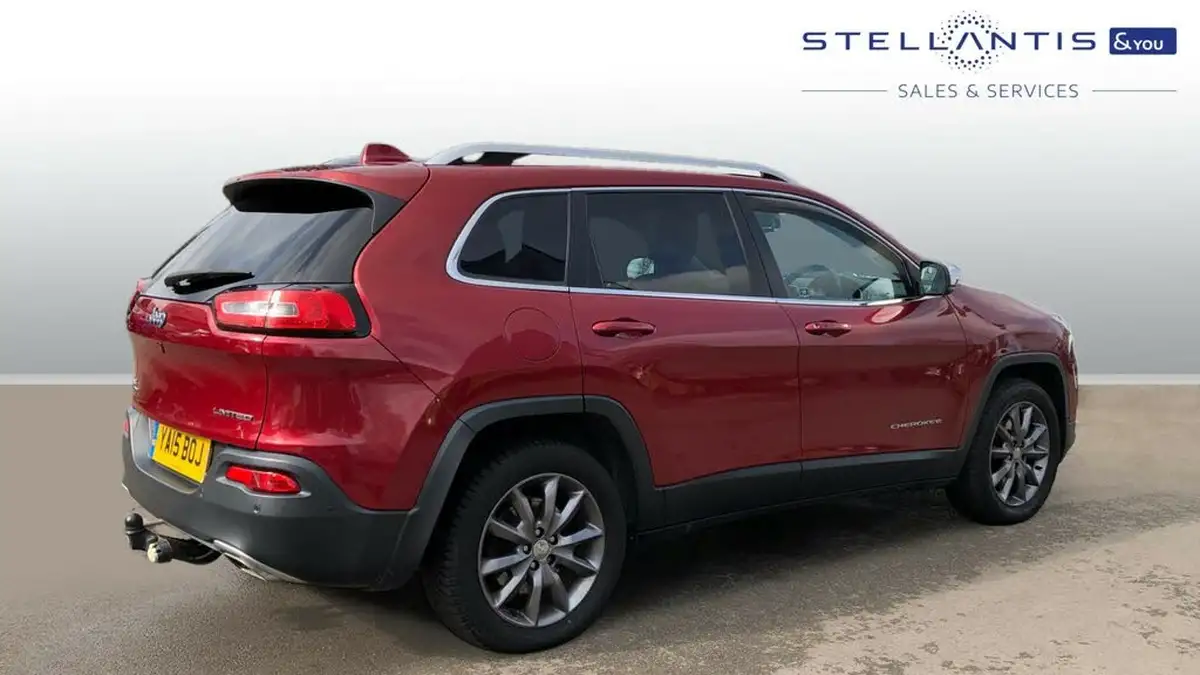 2015-jeep-cherokee-22multijet-ii-limited-ss-big-2
