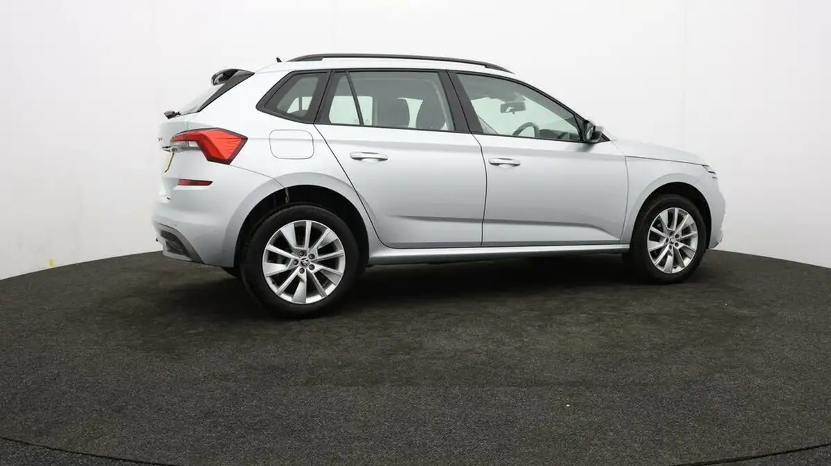 2021-skoda-kamiq-10-tsi-se-109ps-dsg-big-27