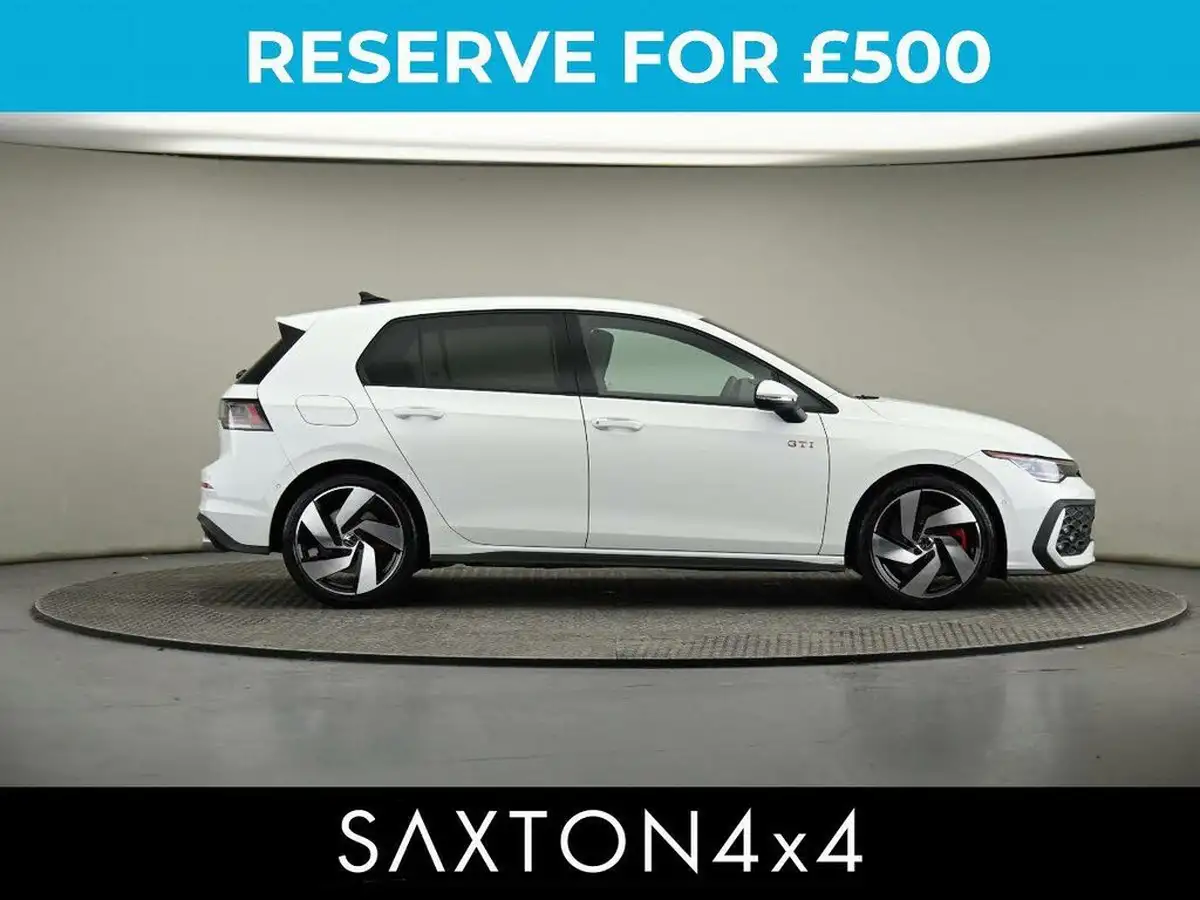 2025-volkswagen-golf-20-tsi-gti-big-15