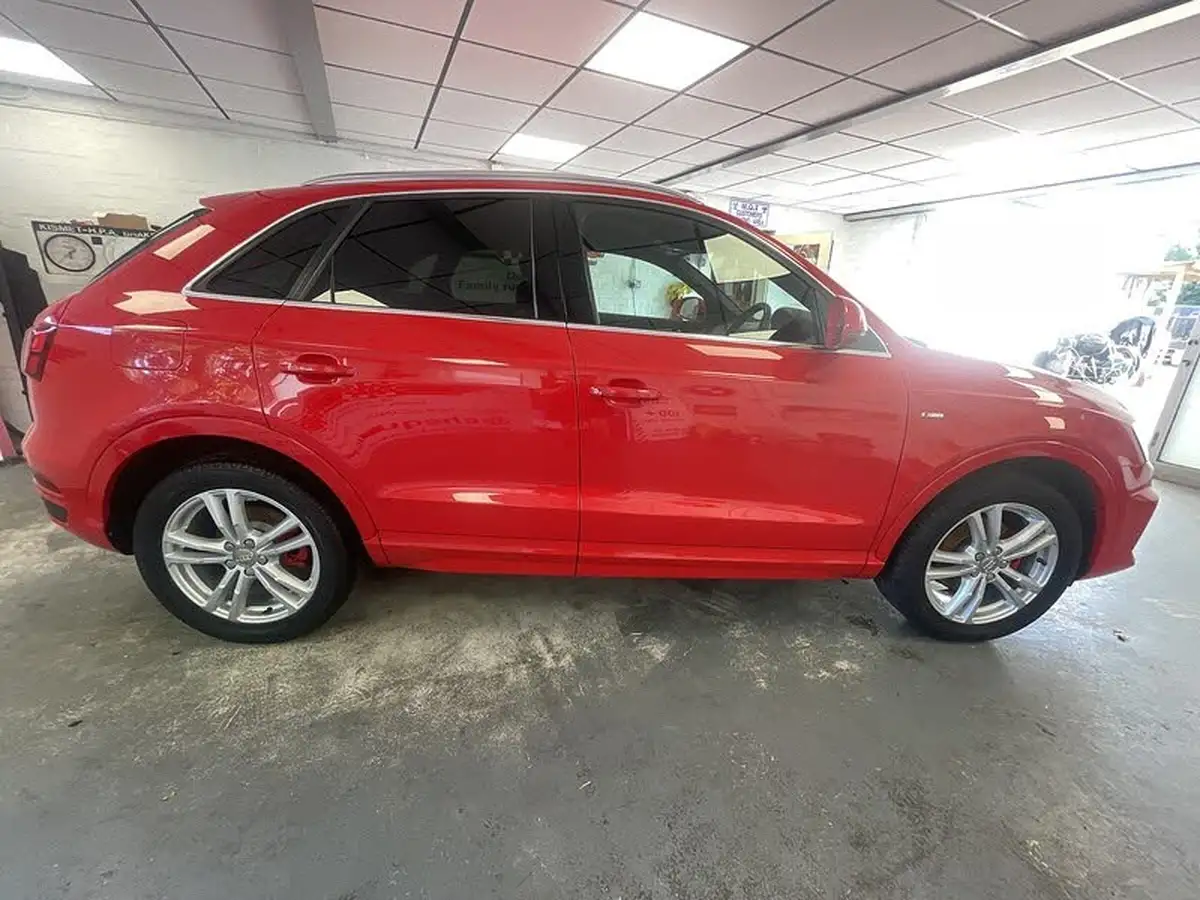 2017-audi-q3-14-tfsi-s-line-edition-big-6