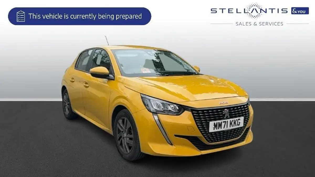 2021-peugeot-208-12-puretech-active-premium-100bhp-eat8-big-0