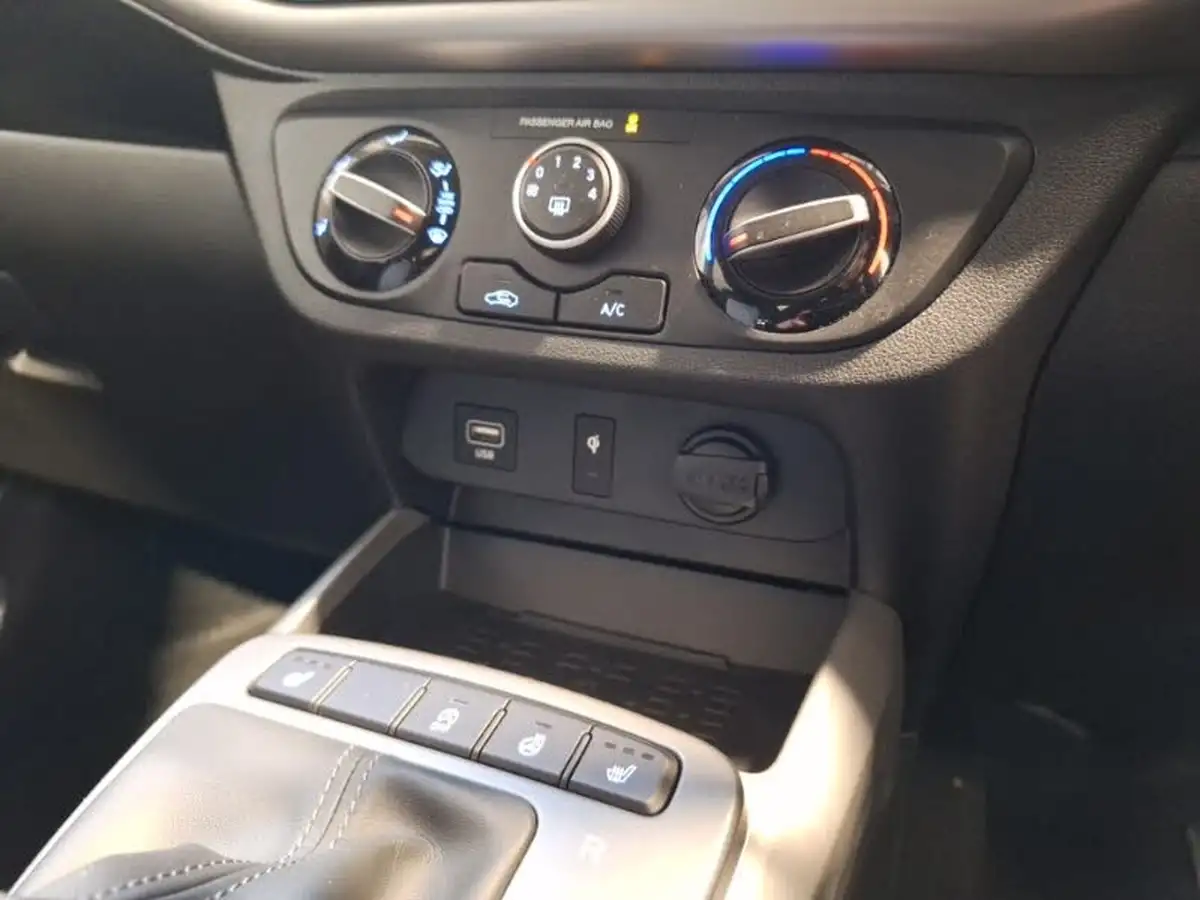 2021-hyundai-i10-12-premium-84ps-1197cc-auto-big-17