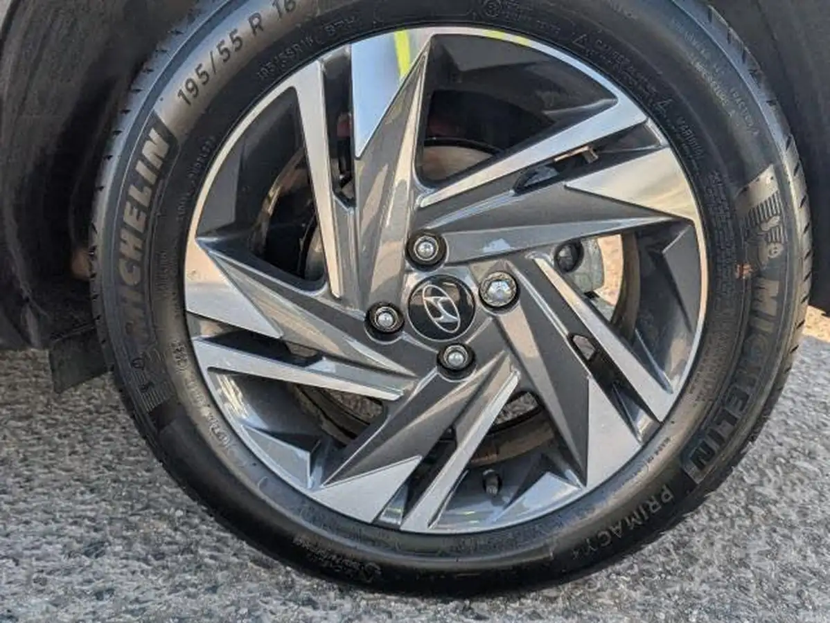 2023-hyundai-bayon-10-t-gdi-se-connect-dct-big-34
