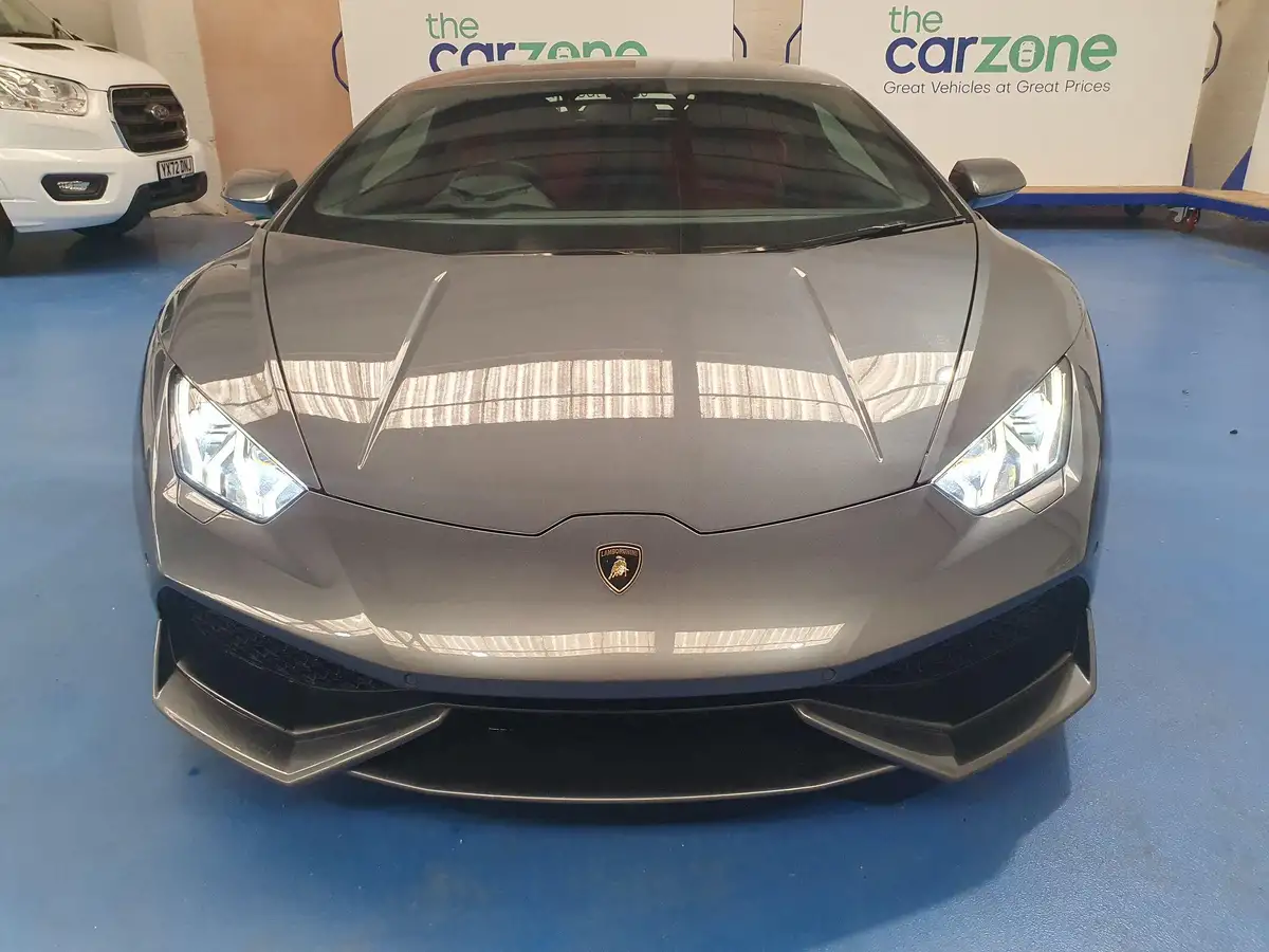 2015-lamborghini-huracan-52-lp-610-4-4wd-coupe-big-7
