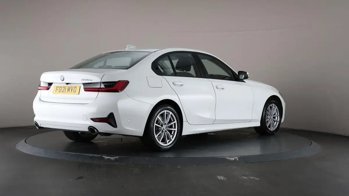 2021-bmw-3-series-20-330e-se-pro-saloon-4d-big-67