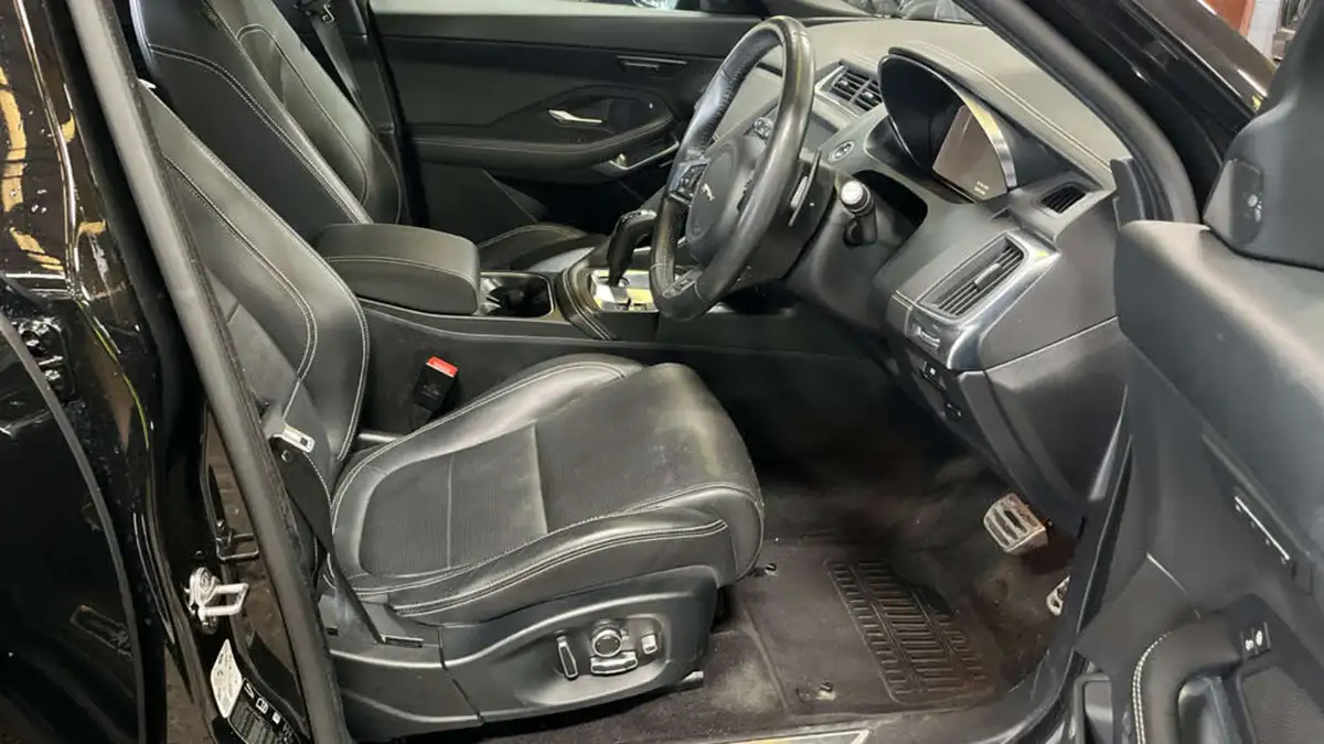 2019-jaguar-e-pace-20-i4d-r-dynamic-hse-180ps-big-10