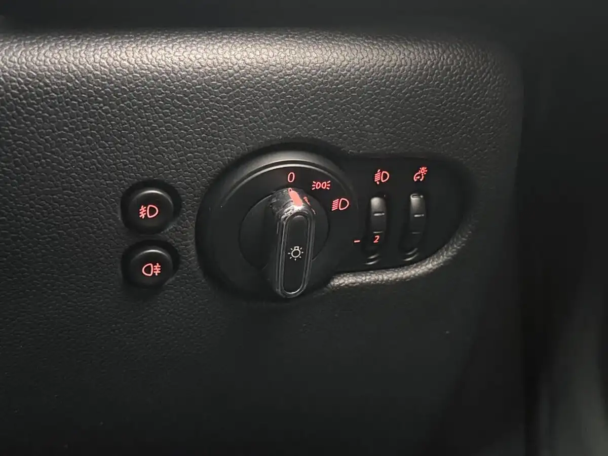 2018-mini-cooper-15-cooper-series-ii-ss-hatchback-5d-big-25