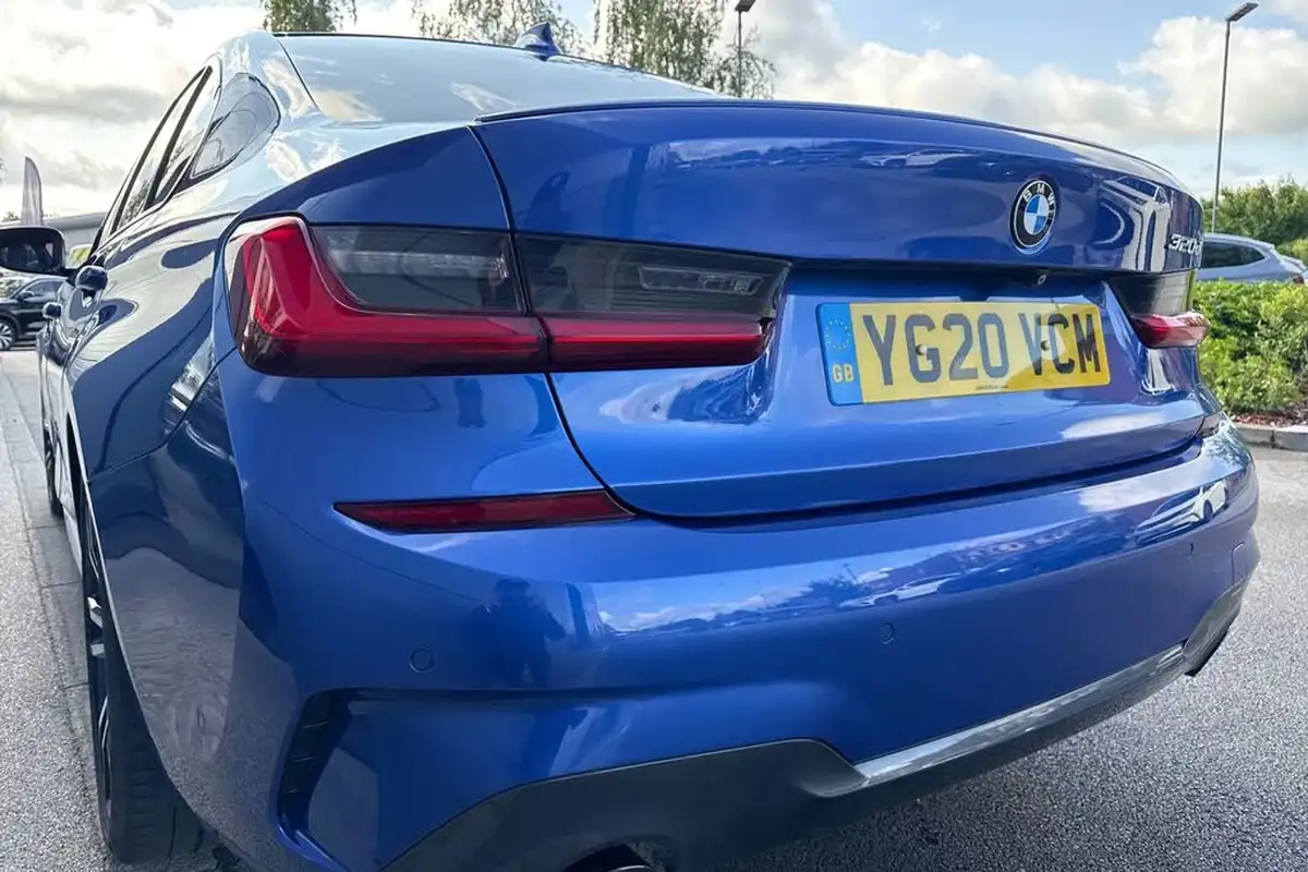2020-bmw-3-series-20td-320d-m-sport-saloon-4d-auto-big-7