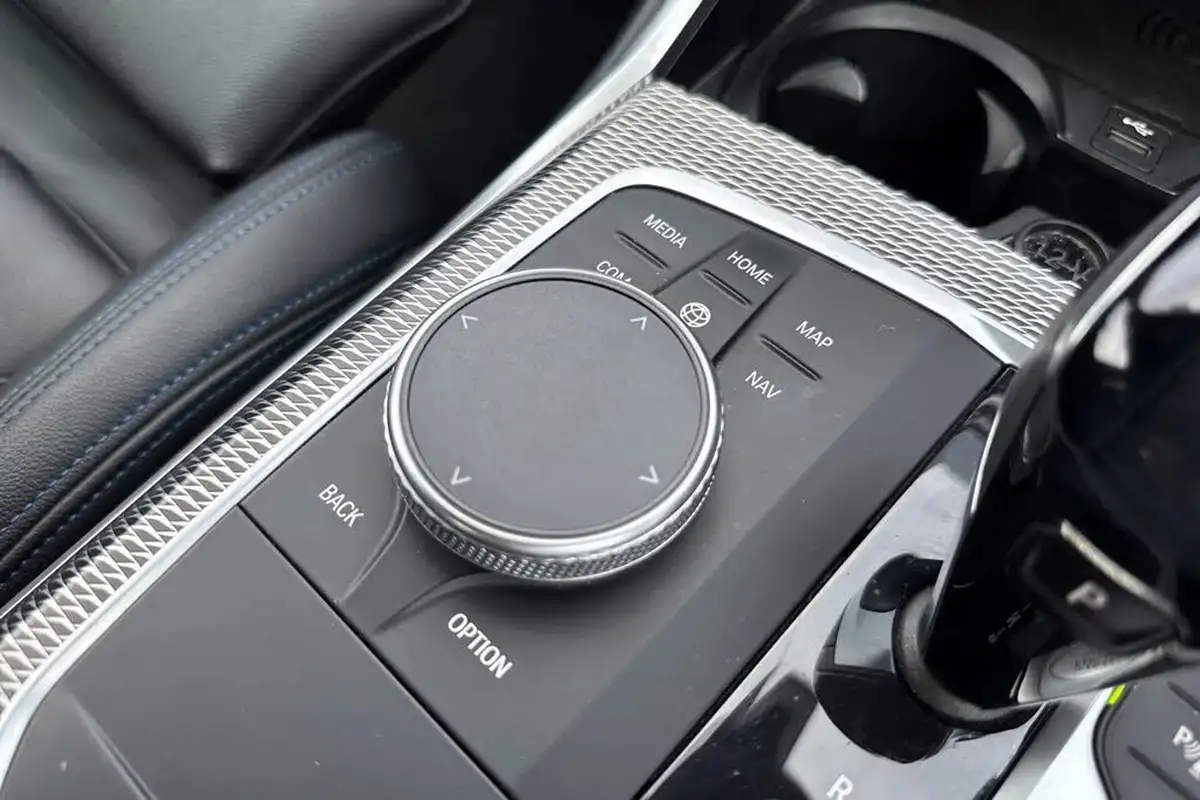 2021-bmw-3-series-30-m340i-xdrive-mht-saloon-4d-big-35