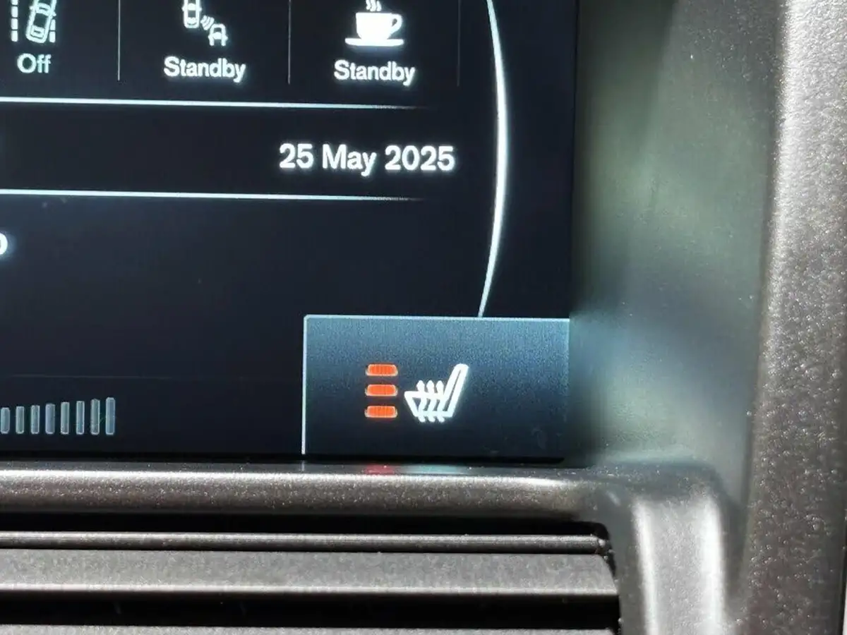 2015-volvo-xc60-20td-d4-se-lux-190bhp-nav-big-27