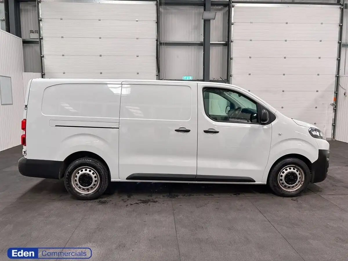 2022-citroen-berlingo-15bluehdi-950-driver-pro-100pseu6d-big-1