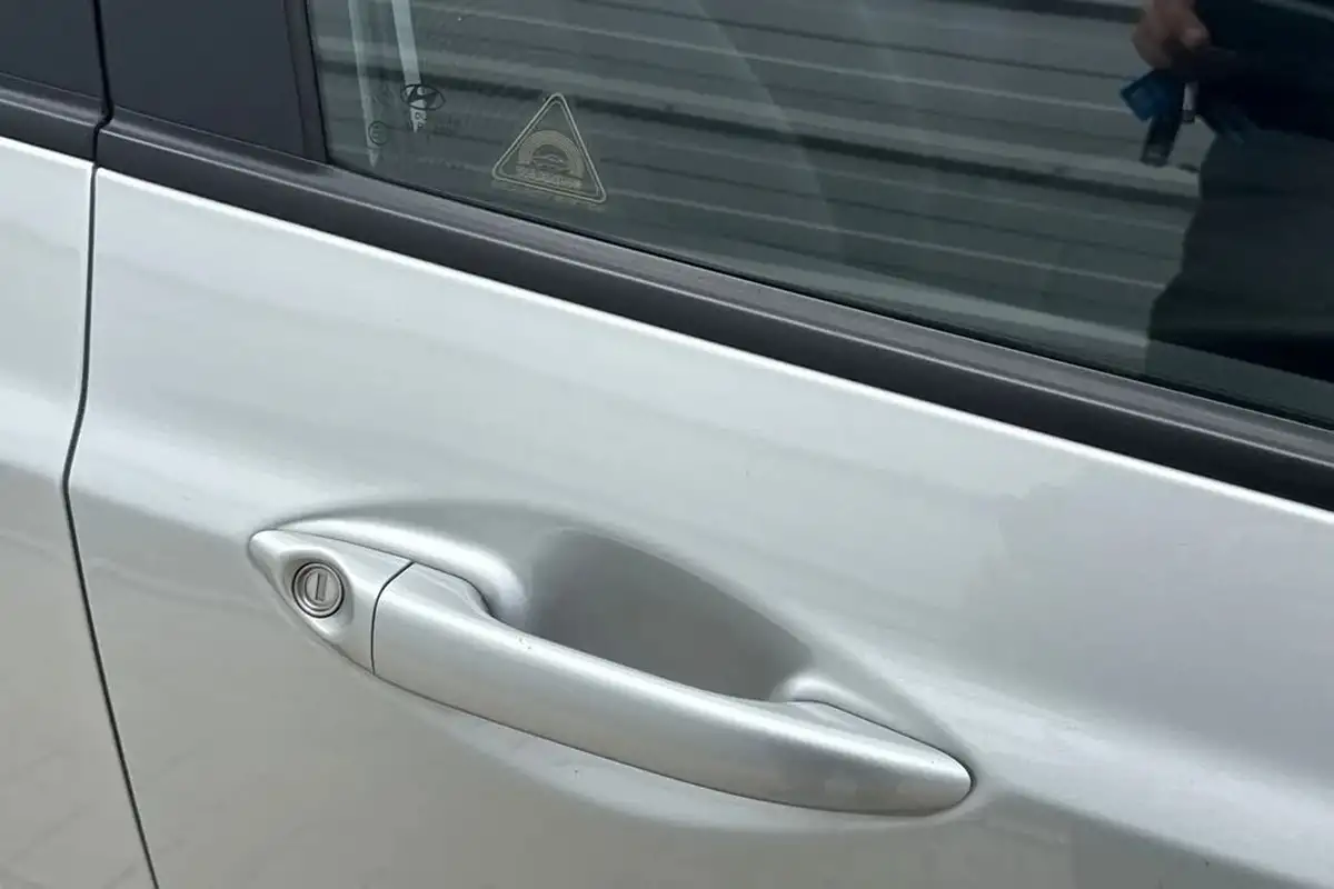 2018-hyundai-i10-10-premium-66ps-big-47