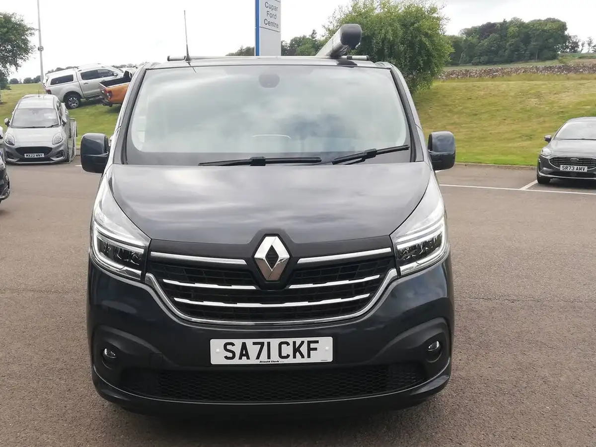 2021-renault-trafic-20dci-ll30-energy-145-sport-panel-big-7