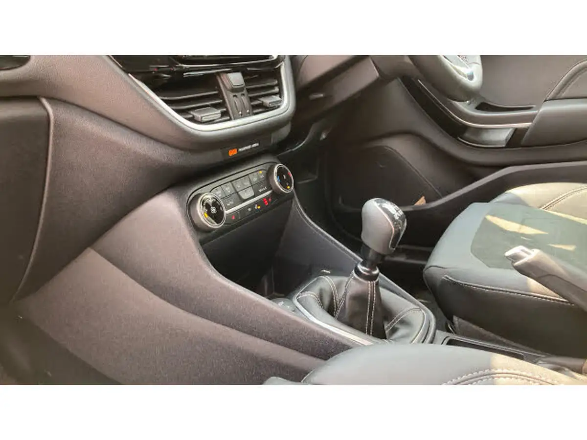 2023-ford-fiesta-10t-titanium-x-125ps-hybrid-mhev-big-12