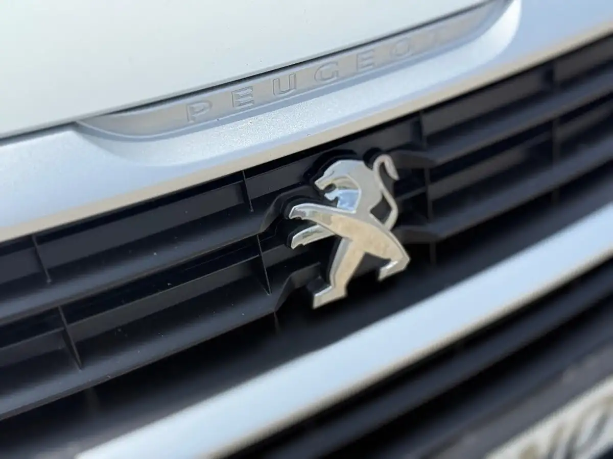 2016-peugeot-partner-16td-s-l1-16hdi-92-850-panel-big-6